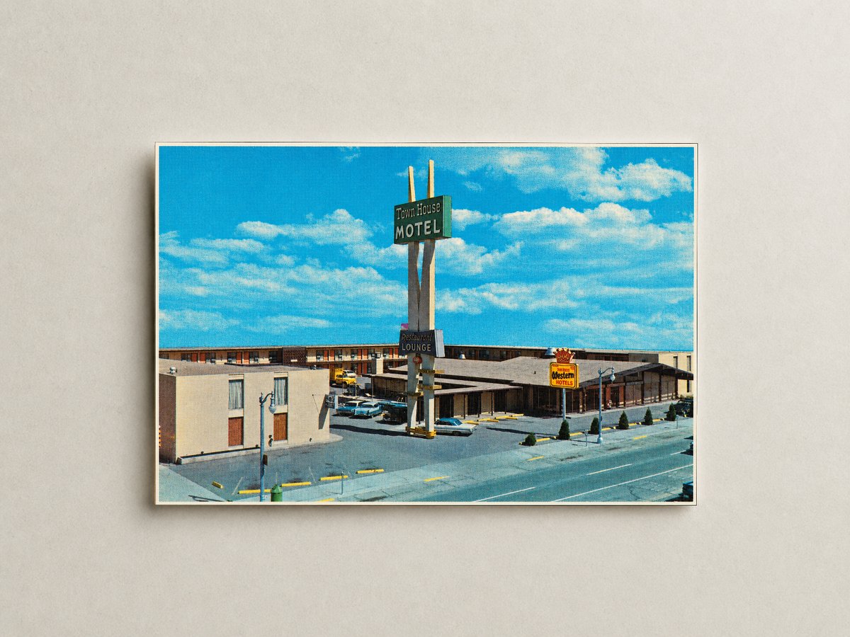Pueblo, CO: Town House Motor Hotel, downtown on U. S. 50, 85 and 87, 8th and Santa Fe Avenue, Pueblo, Colorado 81003