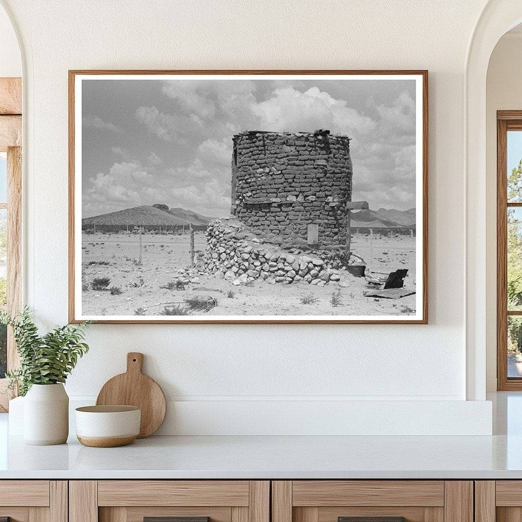 Abandoned Building on U.S. Route 85 New Mexico 1939 - Available at KNOWOL