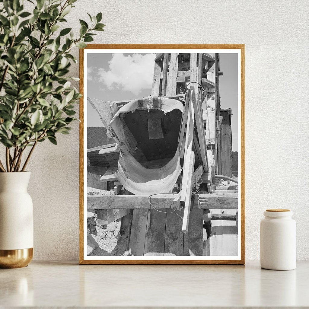 Abandoned Gold Mining Equipment Pinos Altos 1940 - Available at KNOWOL