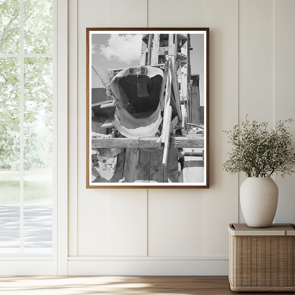 Abandoned Gold Mining Equipment Pinos Altos 1940 - Available at KNOWOL