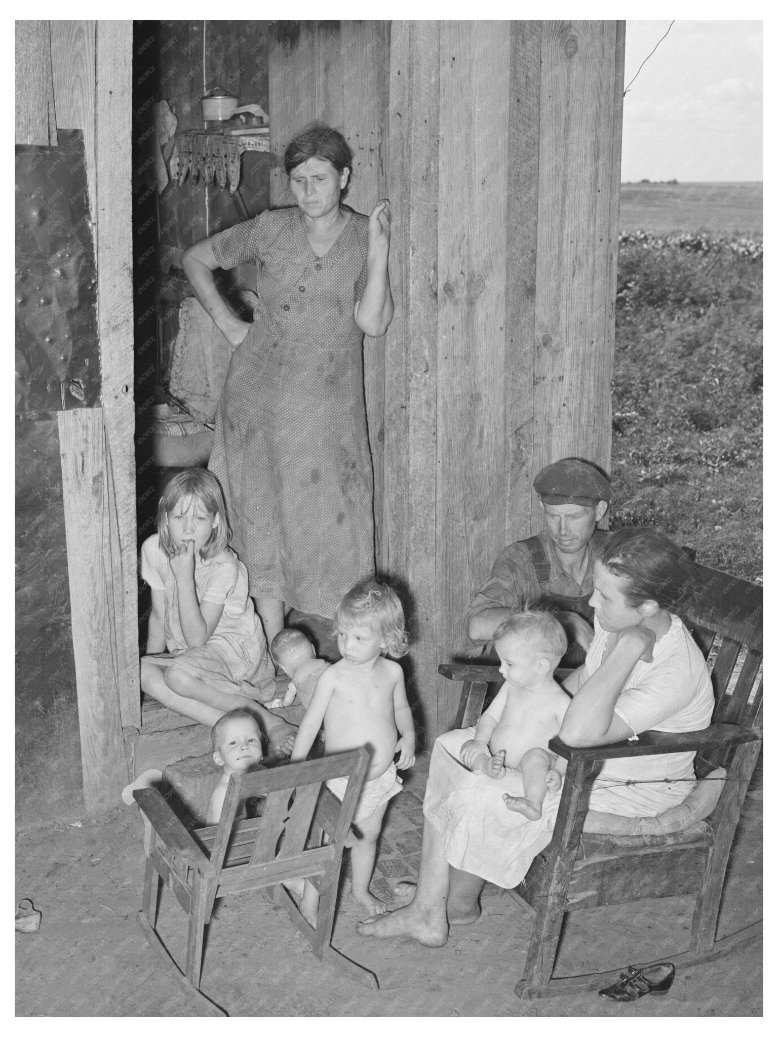 Agricultural Laborers and Children Near Tullahassee 1939 - Available at KNOWOL