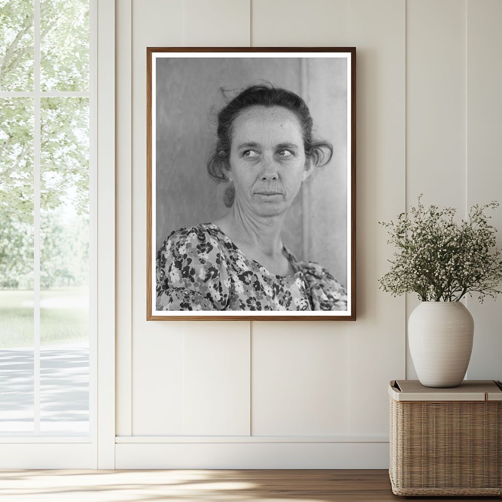 Agua Fria Migratory Labor Camp Wife May 1940 - Available at KNOWOL