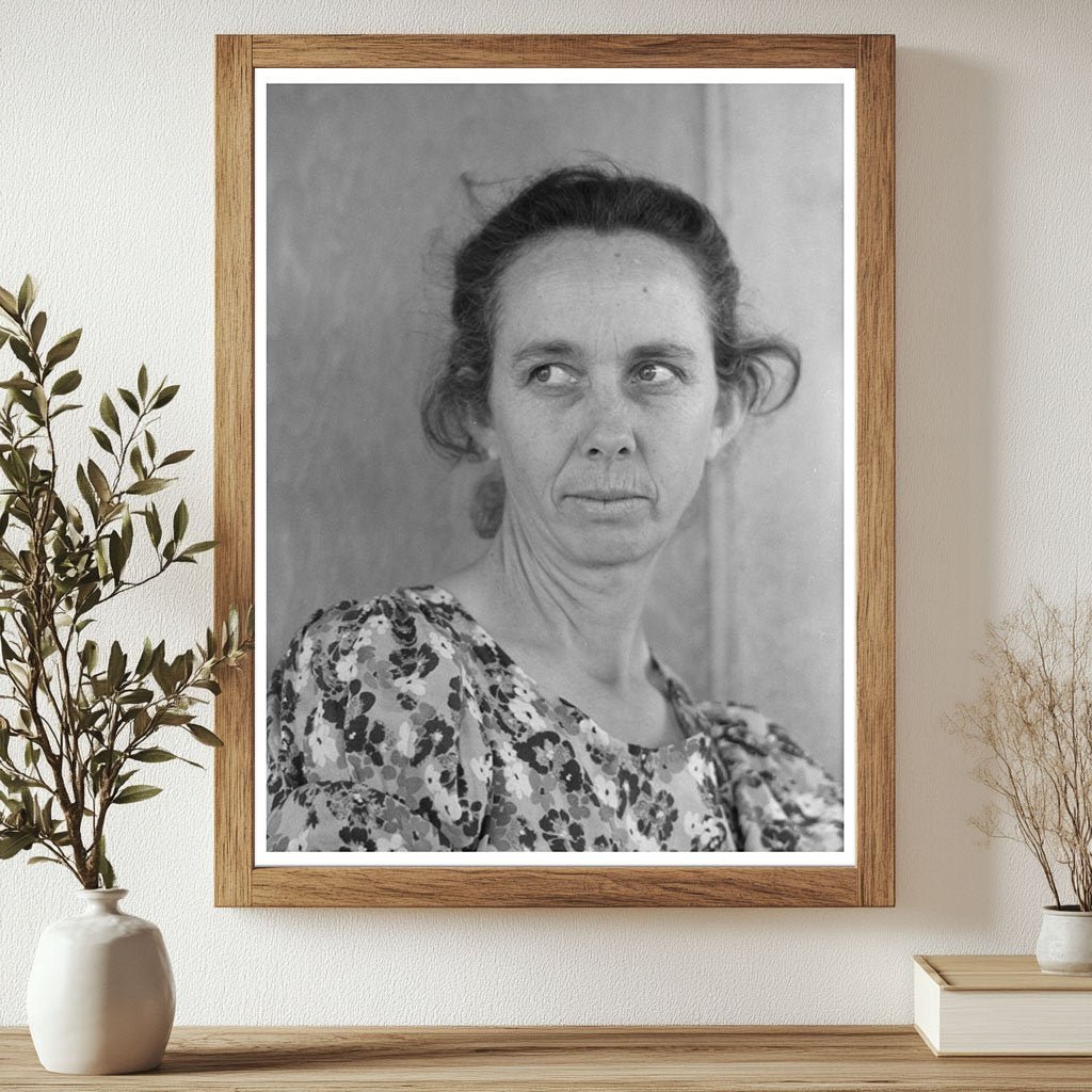 Agua Fria Migratory Labor Camp Wife May 1940 - Available at KNOWOL