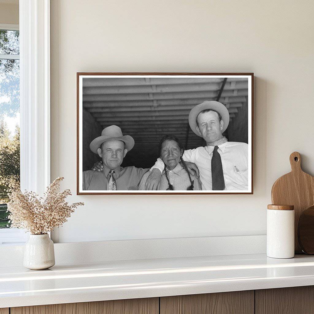 Anglo - American and Indigenous Gathering Taos 1940 - Available at KNOWOL