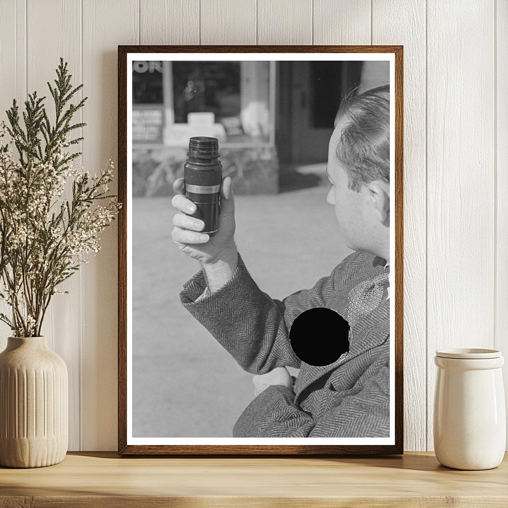 Arthur Rothstein on L Street Washington D.C. January 1938 - Available at KNOWOL