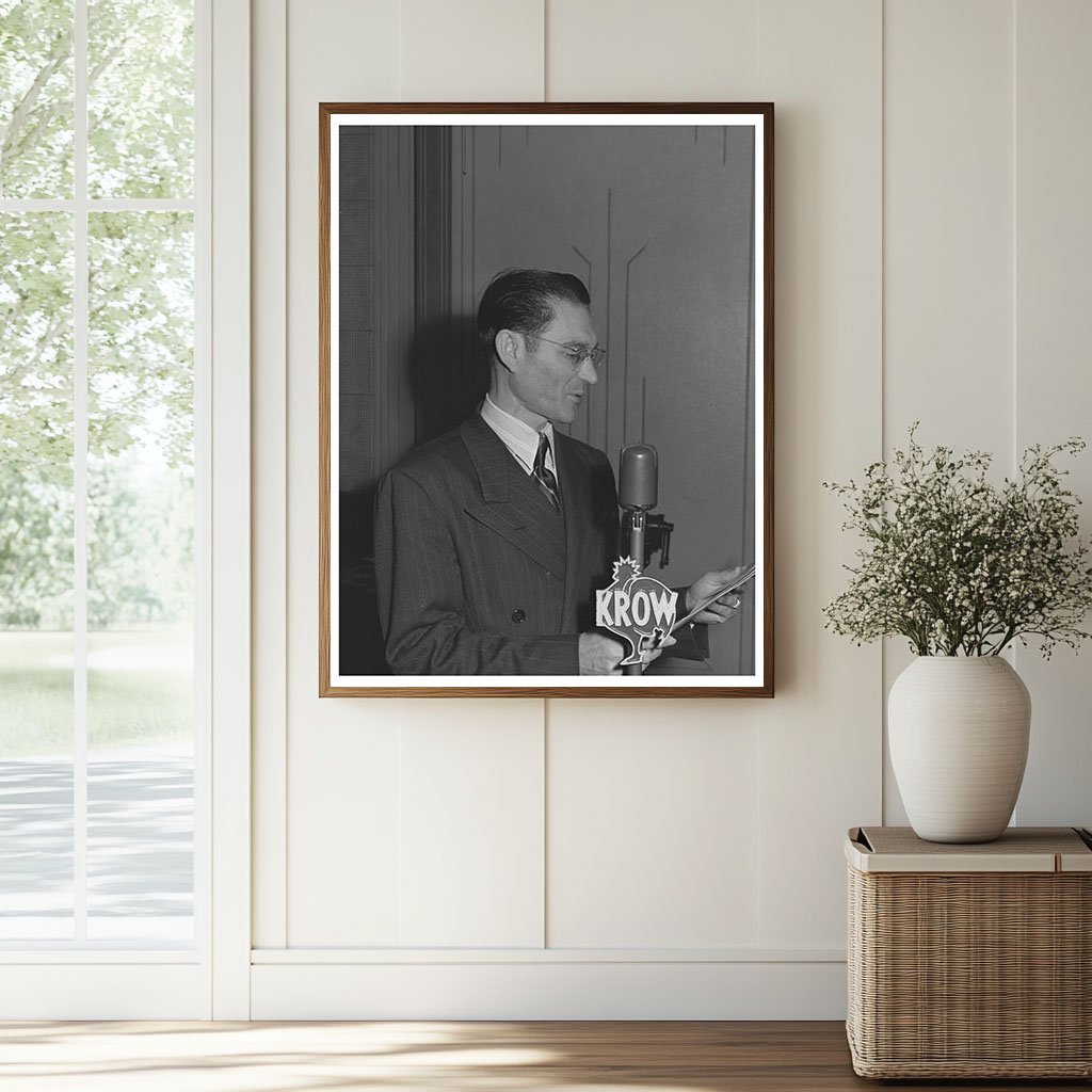 Arthus V. Avila Portuguese Radio Host Oakland 1942 - Available at KNOWOL