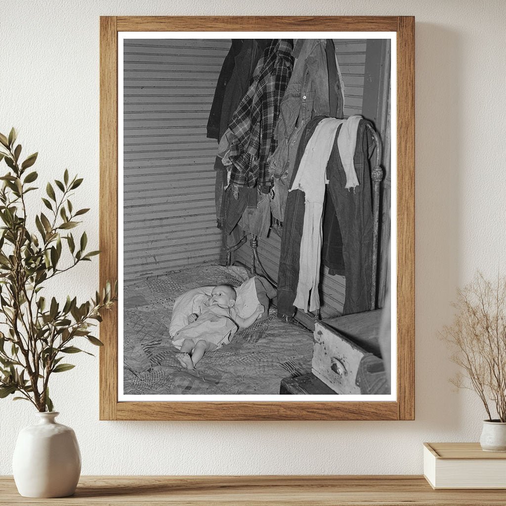 Baby of WPA Worker in North Dakota August 1937 - Available at KNOWOL