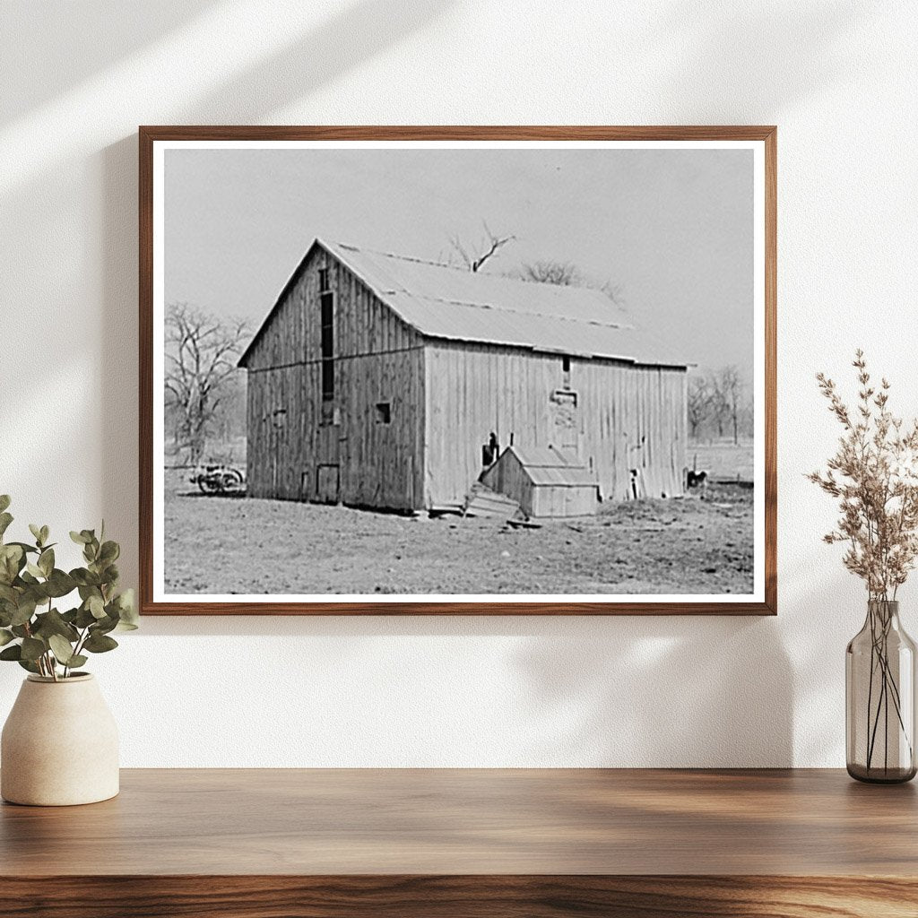Barn on William Weltis Farm Boswell Indiana 1937 - Available at KNOWOL