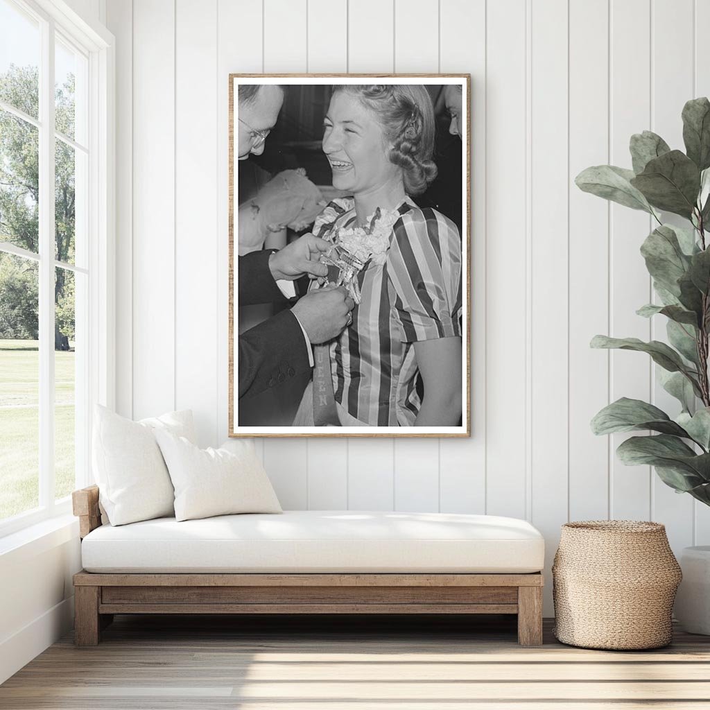 Beauty Queen at San Angelo Fat Stock Show Dance 1940 - Available at KNOWOL