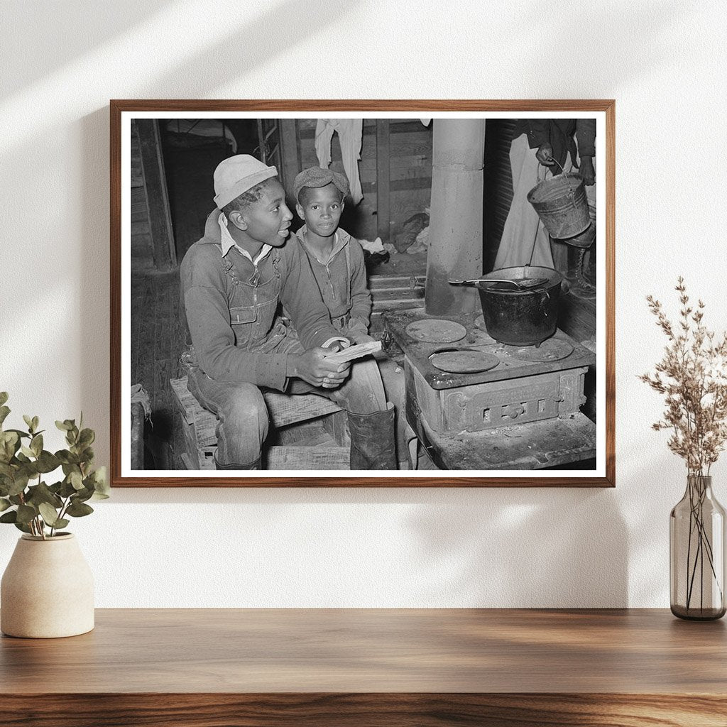 Berry Pickers Around Stove in Independence Louisiana 1939 - Available at KNOWOL