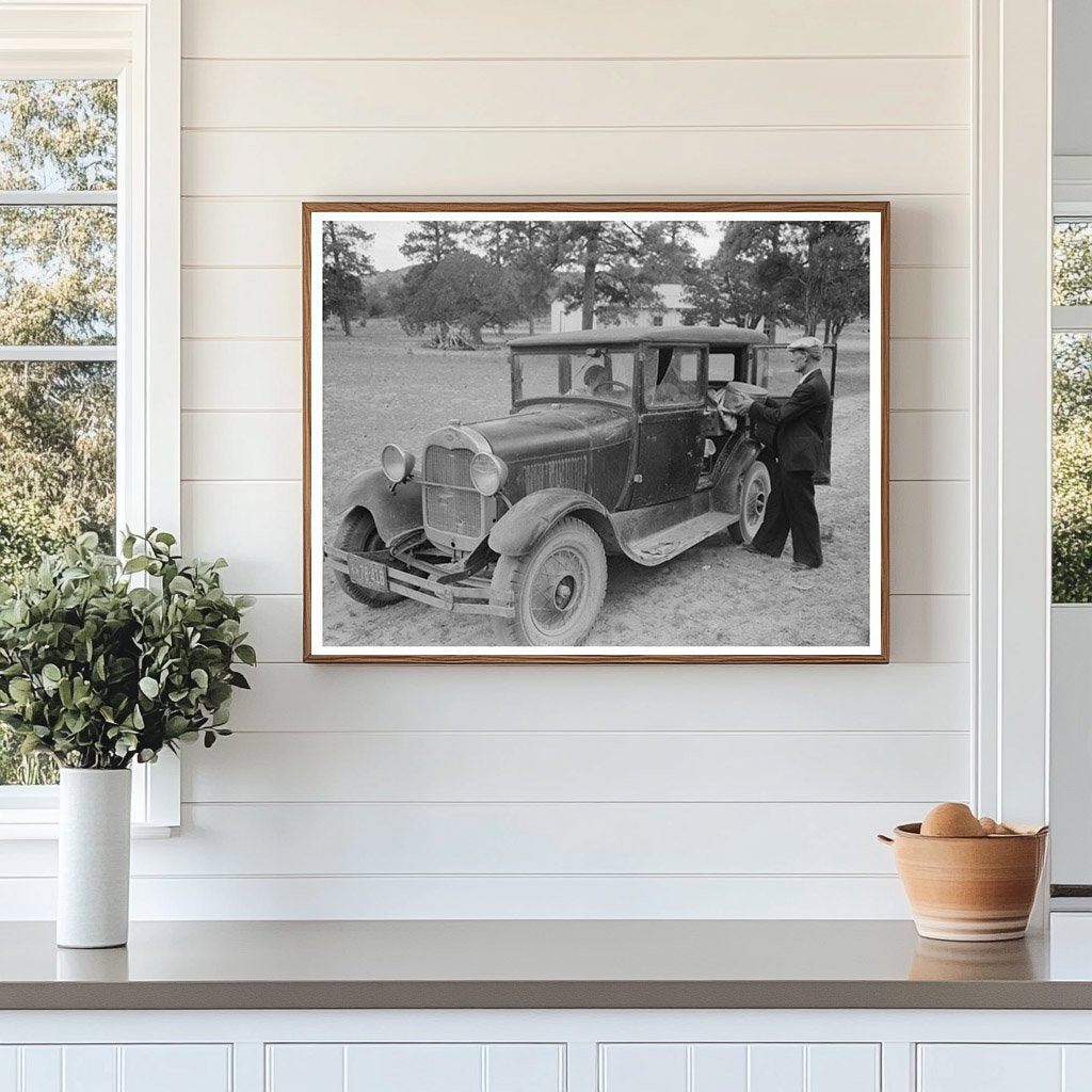 Bill Stagg in Pie Town New Mexico June 1940 - Available at KNOWOL