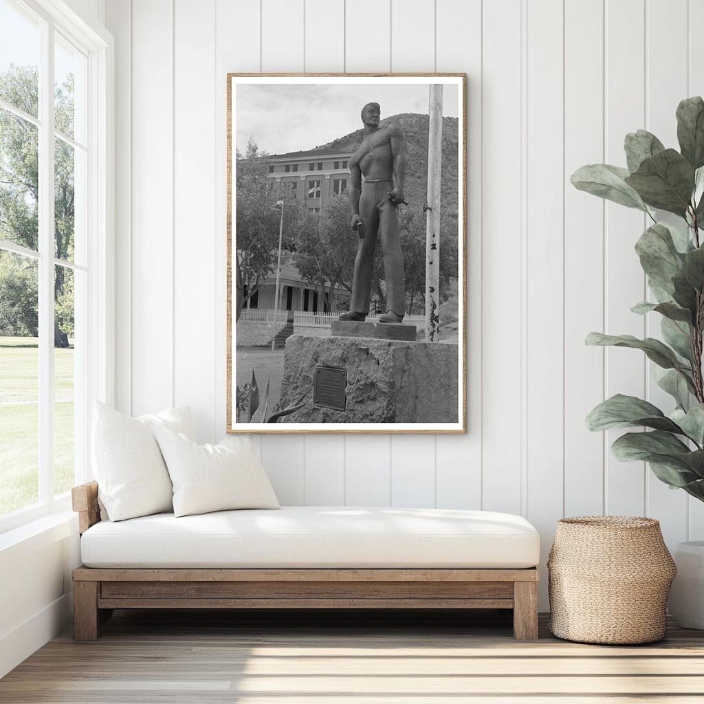 Bisbee Arizona Miners Monument Photo 1940 - Available at KNOWOL