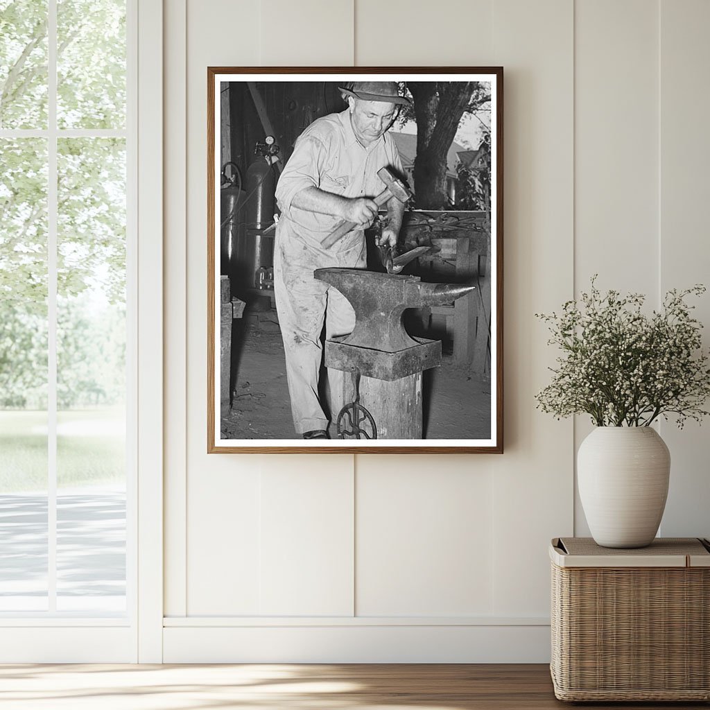 Blacksmith Crafts Knife for Farm Tool Abbeville 1938 - Available at KNOWOL