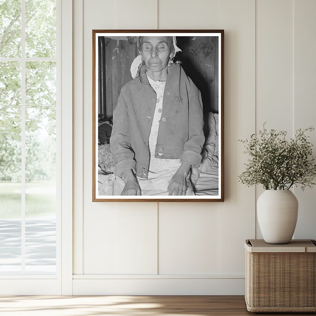 Blind Mexican Woman in Crystal City Texas 1939 - Available at KNOWOL