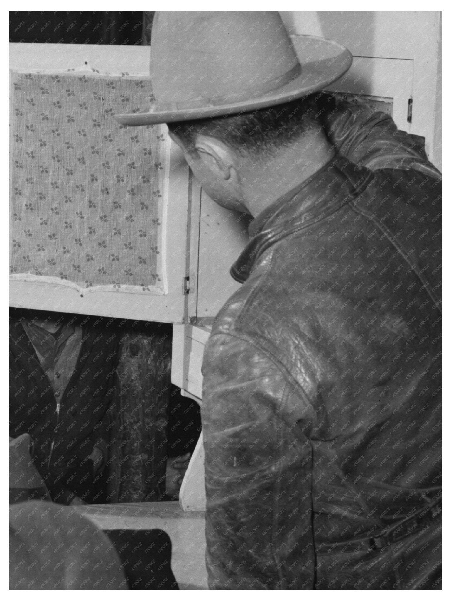 Boise Idaho Auction Scene November 1941 Vintage Photo - Available at KNOWOL