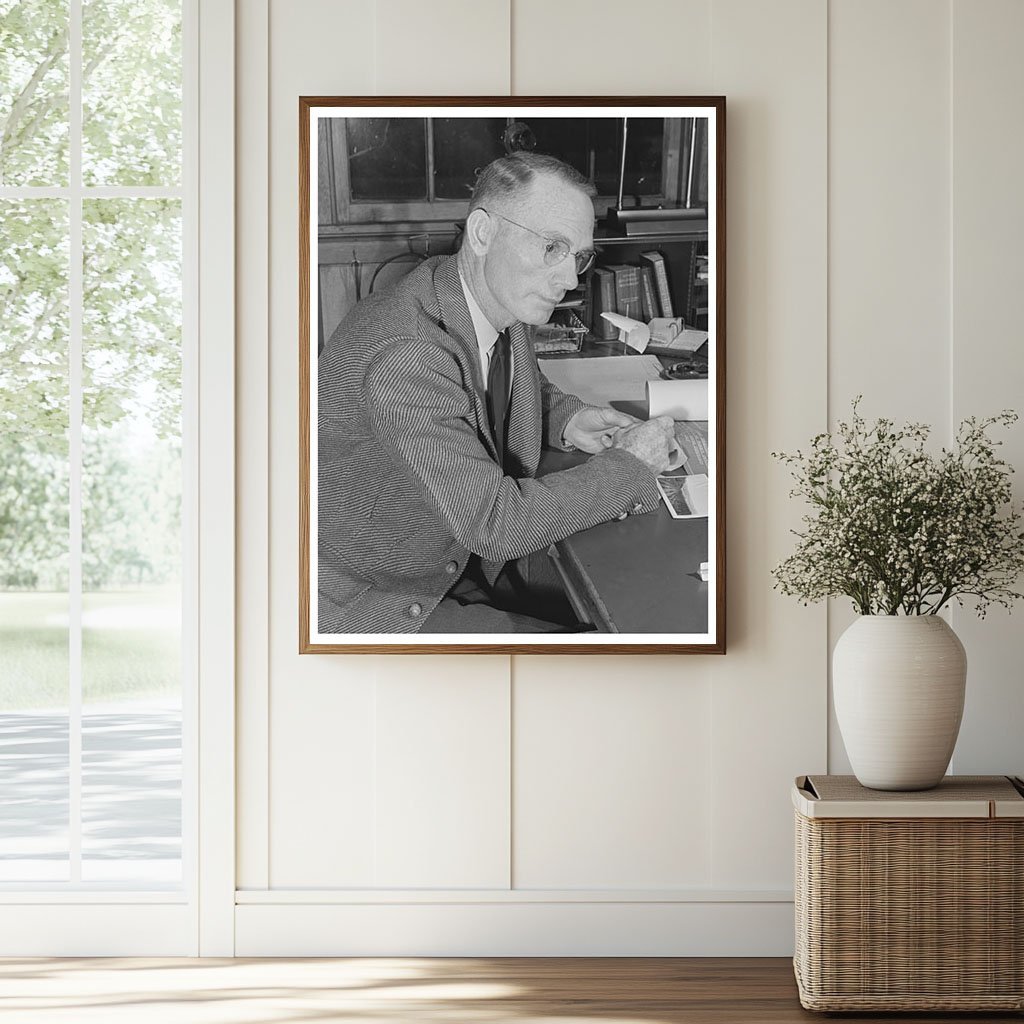 C.A. Lee Cashier at Intercontinental Rubber Producers 1941 - Available at KNOWOL