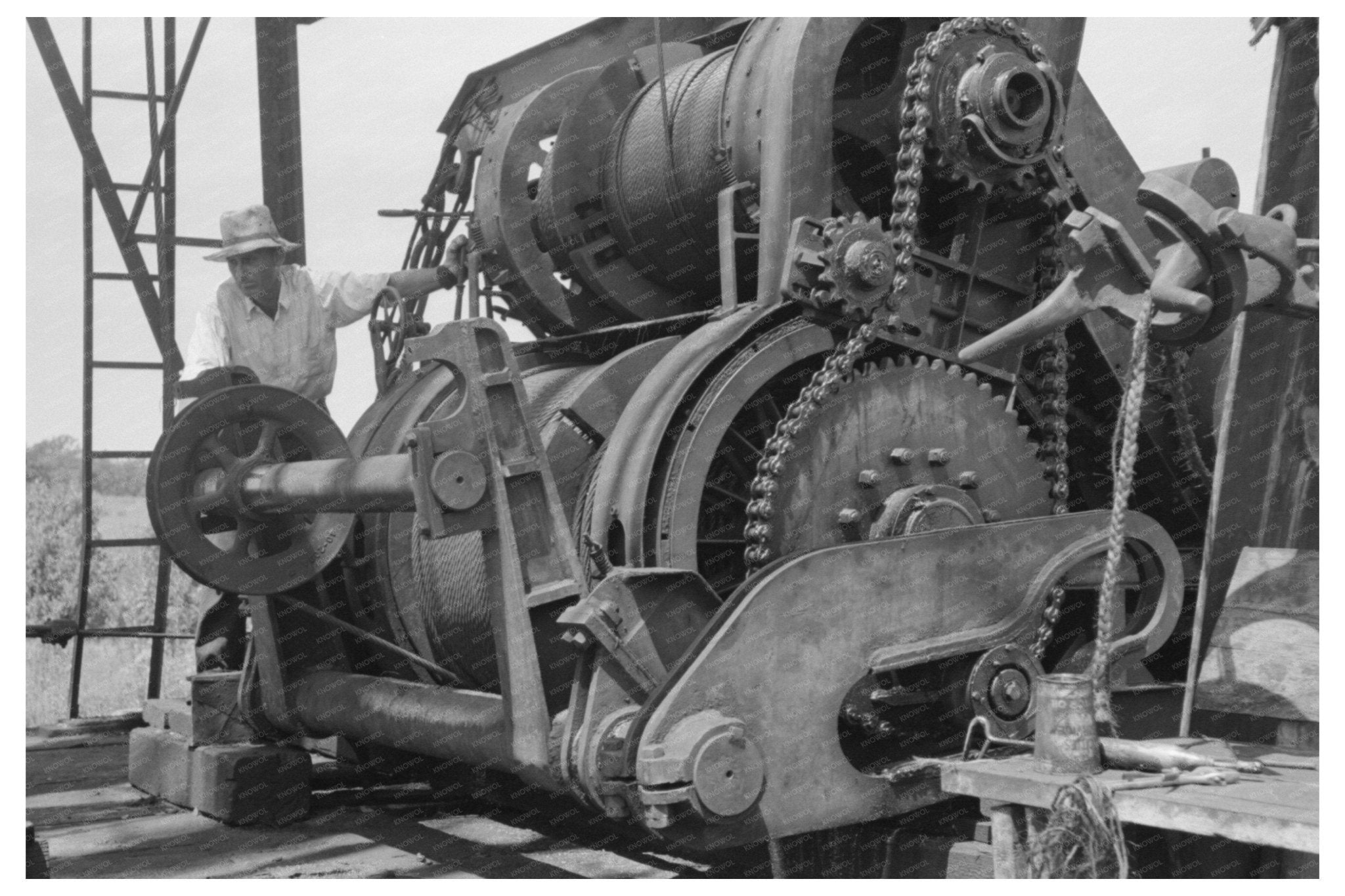 Cable Tool Drilling Rig at Oil Well Saint Louis Oklahoma 1939 - Available at KNOWOL