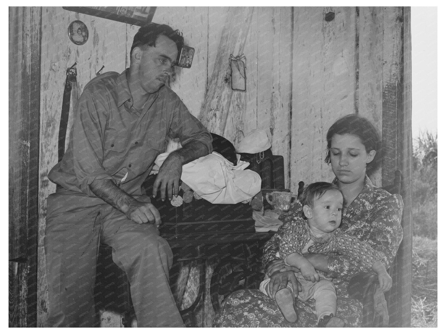 Cajun Family in New Iberia Louisiana 1938 - Available at KNOWOL