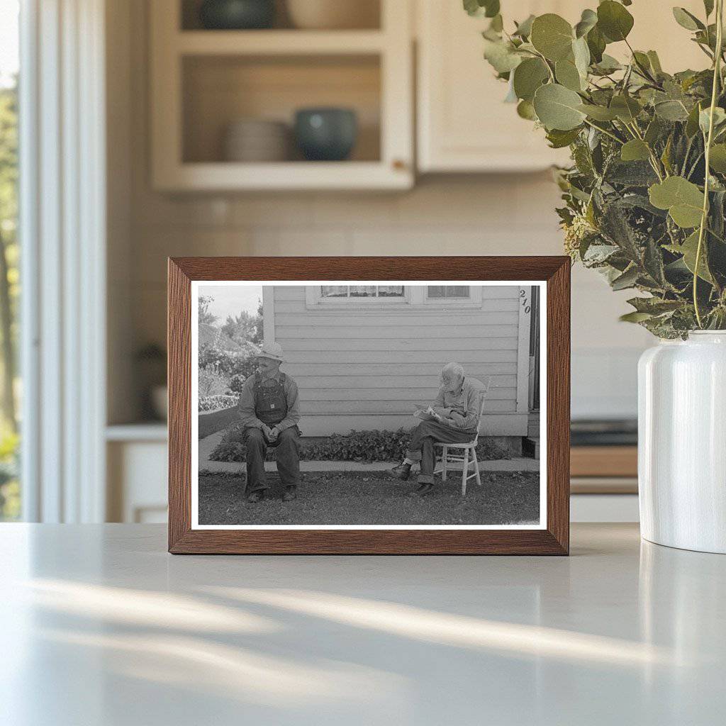 Caldwell Idaho Front Lawn Scene July 1941 Vintage Photo - Available at KNOWOL