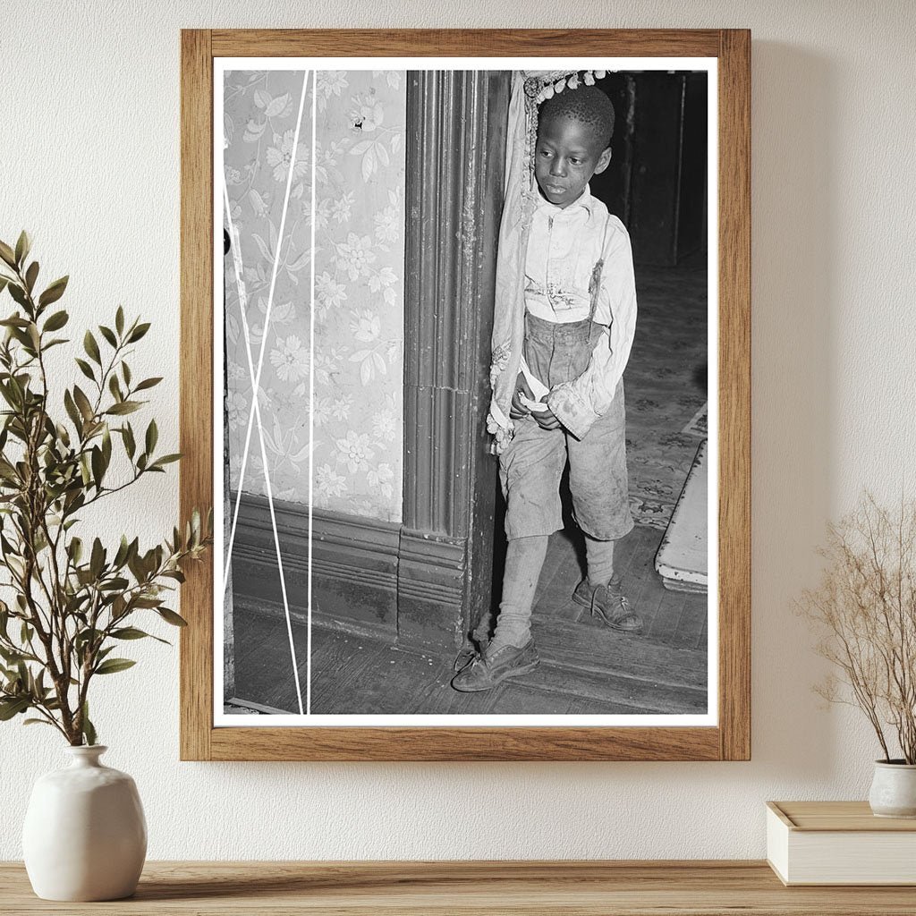 Chicago Apartment Kitchen April 1941 Historical Image - Available at KNOWOL