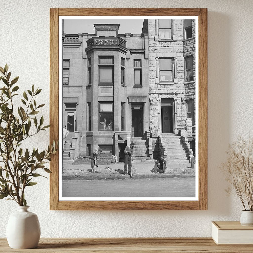 Chicago Residential Neighborhood April 1941 Urban Living Conditions - Available at KNOWOL