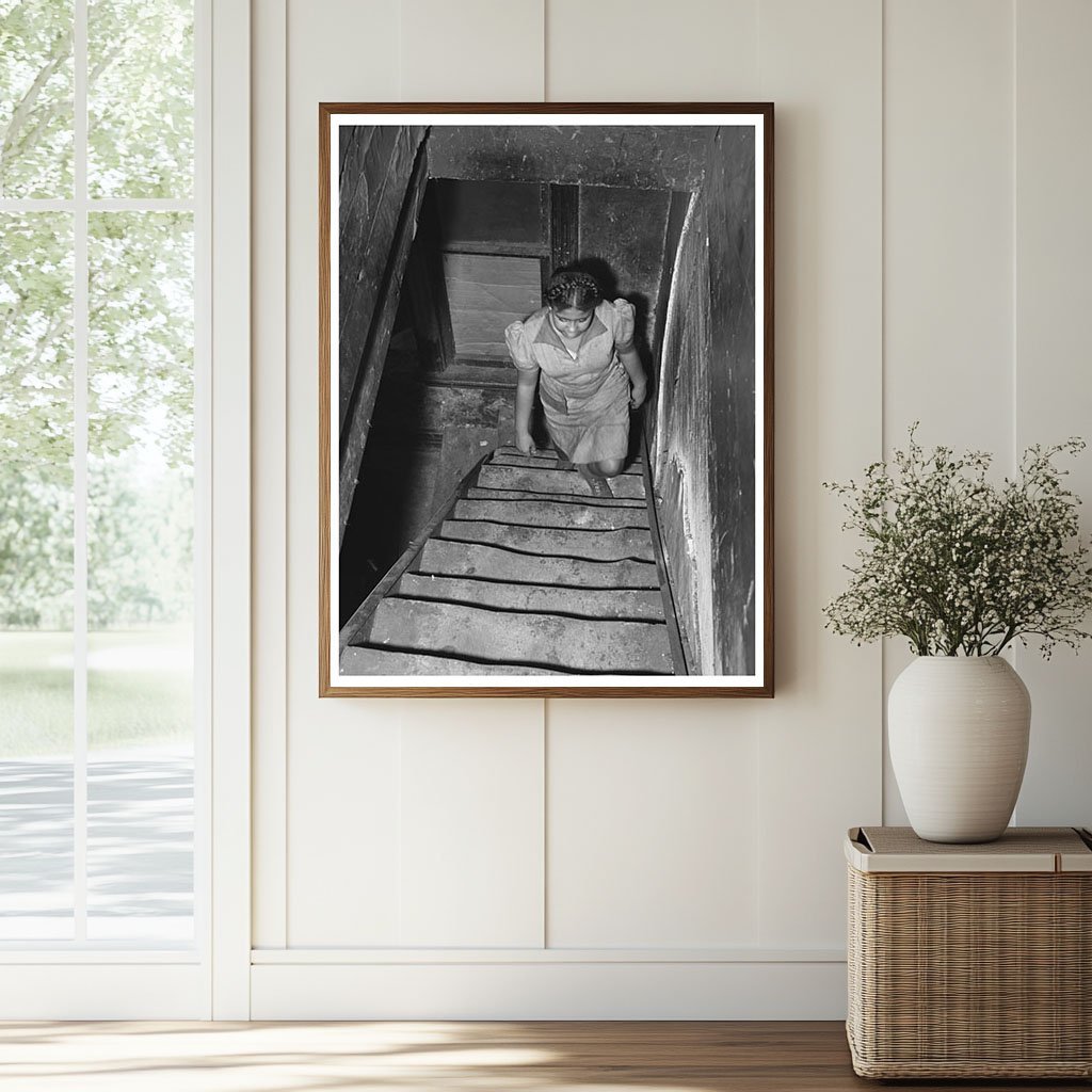 Chicago Rooming House Entrance April 1941 Vintage Photo - Available at KNOWOL