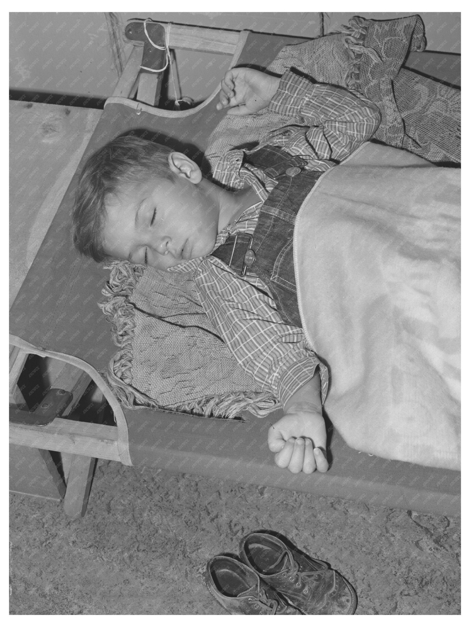 Child at Nursery School in Yakima Farm Labor Camp 1941 - Available at KNOWOL