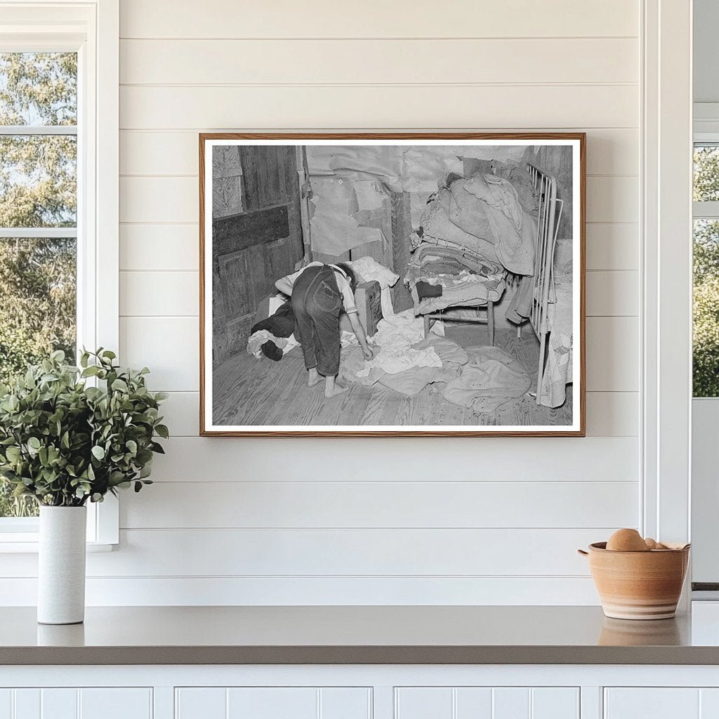 Child in Shack Bedroom New Madrid County May 1938 - Available at KNOWOL