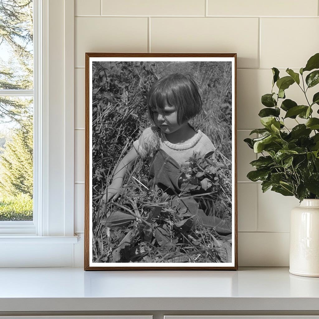 Child of Farm Worker at Caldwell Labor Camp 1941 - Available at KNOWOL