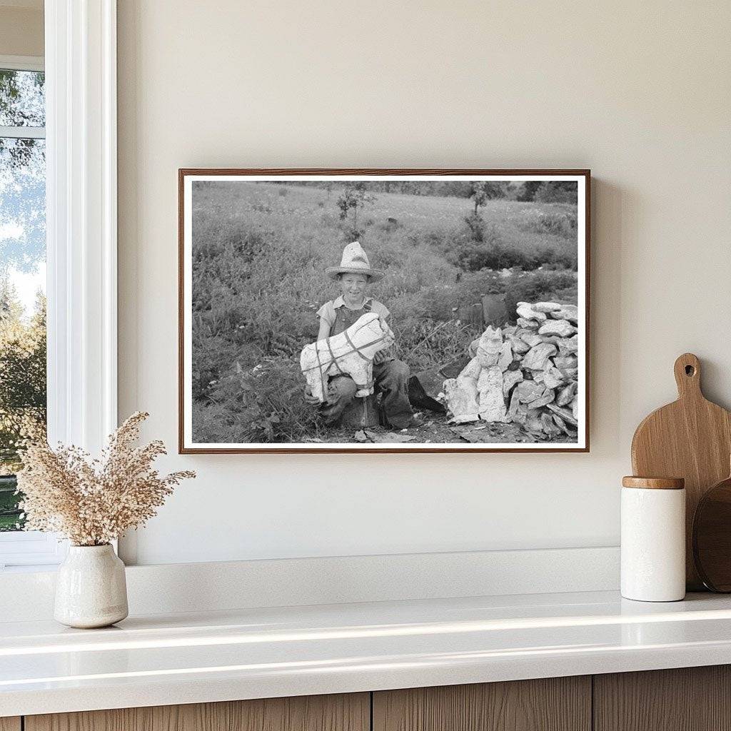 Child of Itinerant Statue Maker in Sequoyah County 1939 - Available at KNOWOL