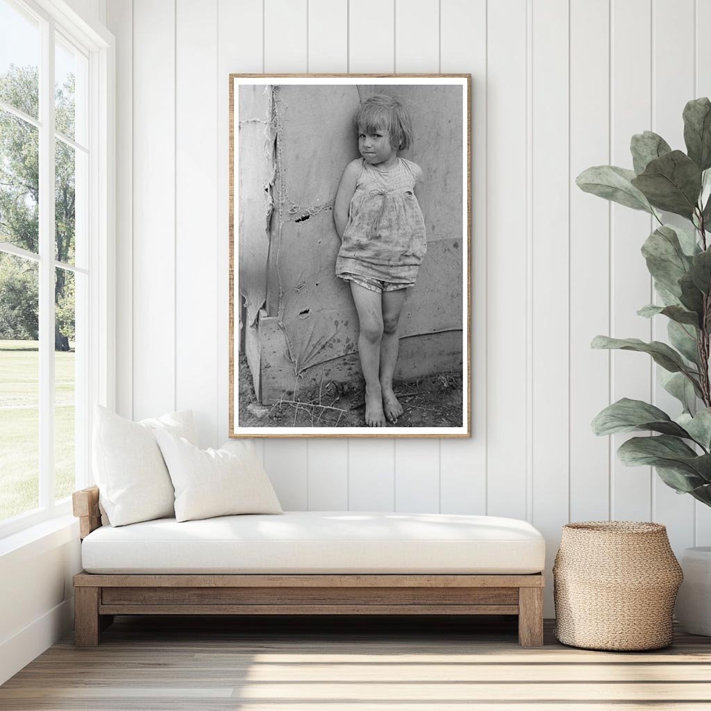 Child of Migrant Worker in Harlingen Texas 1939 - Available at KNOWOL