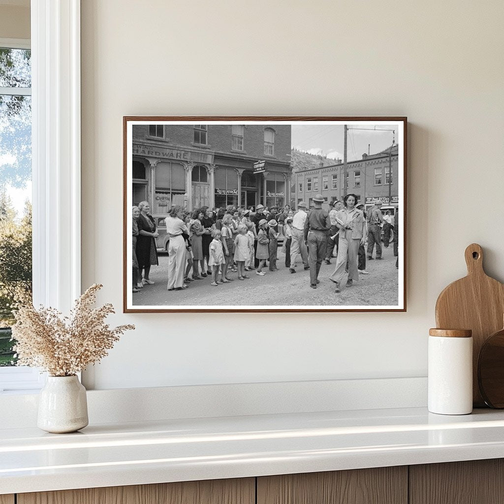 Children at Labor Day Parade in Silverton Colorado 1940 - Available at KNOWOL