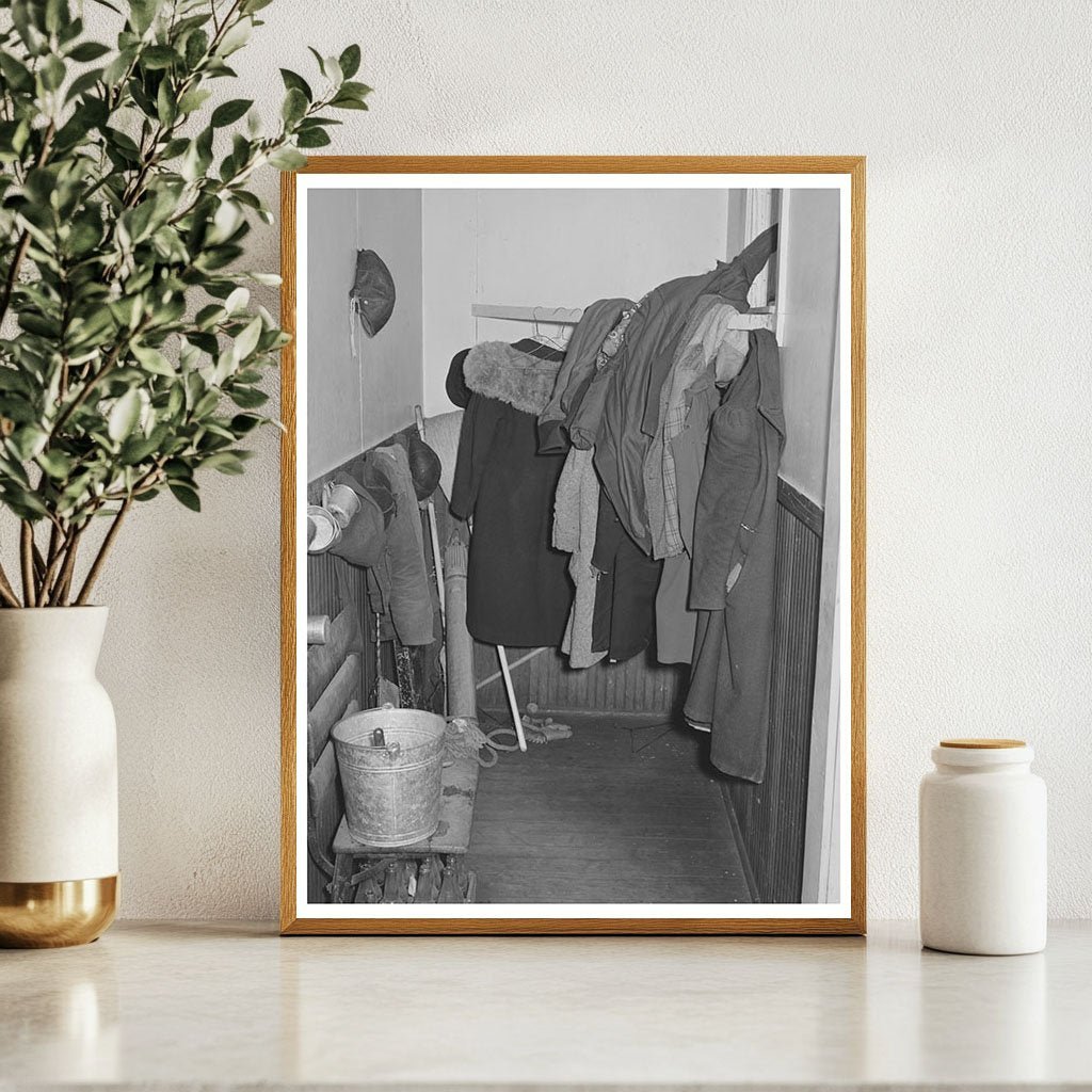 Children at Rural Oklahoma School February 1944 - Available at KNOWOL