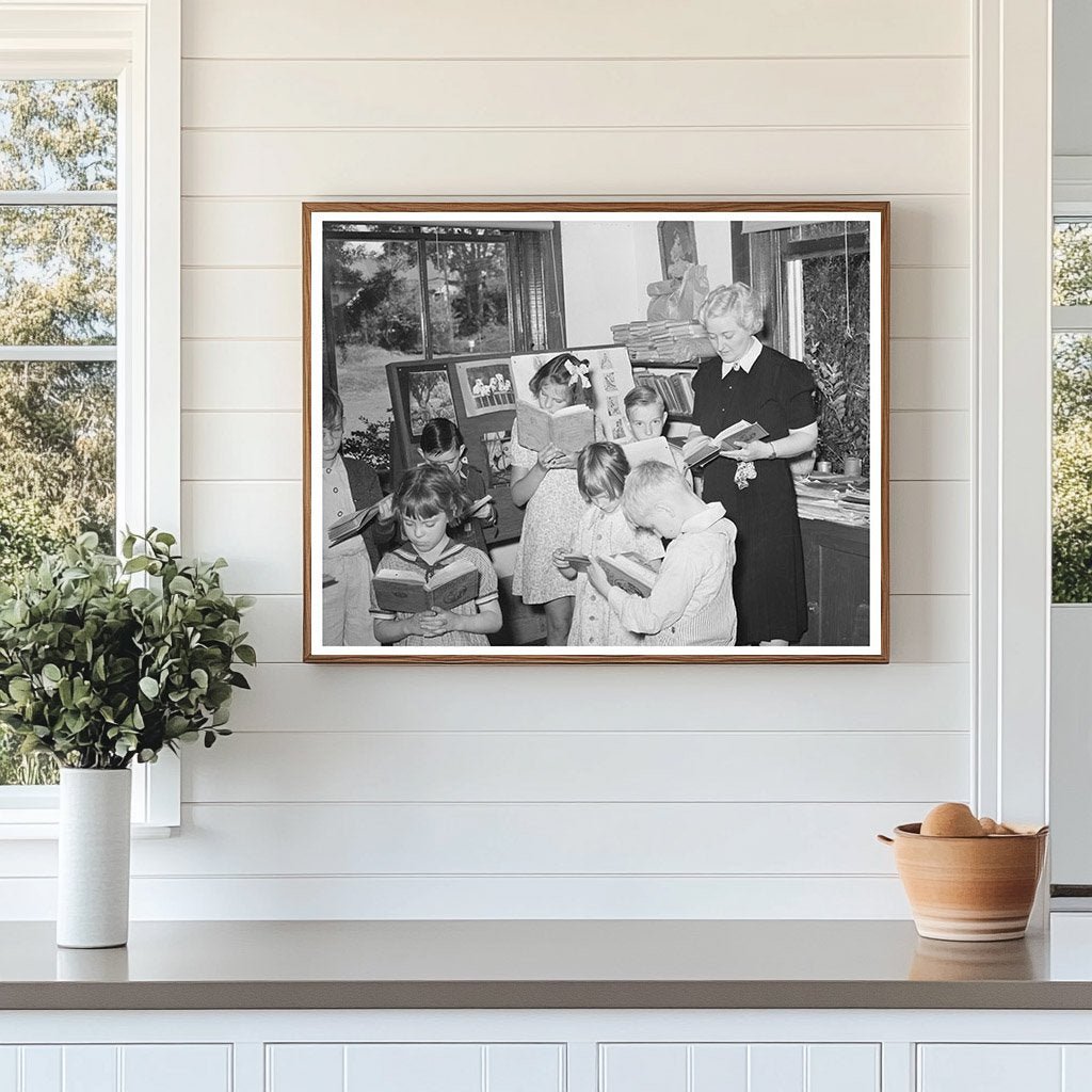 Children in Grade School San Augustine Texas April 1939 - Available at KNOWOL