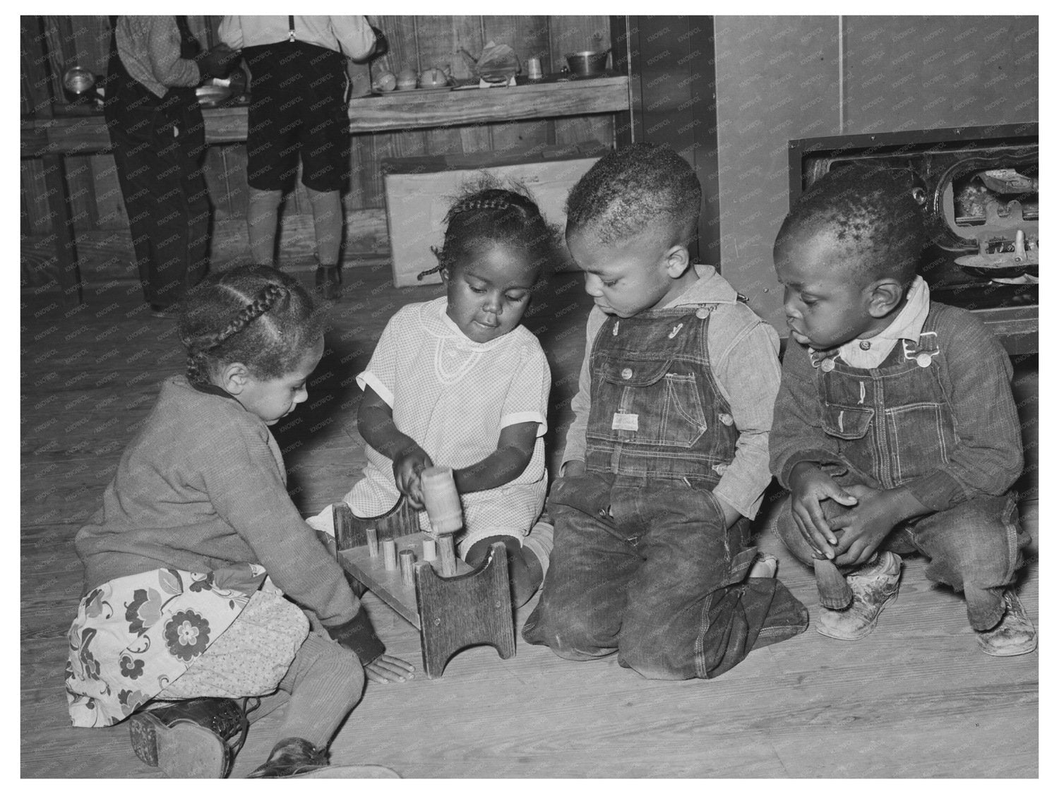 Children in School Lakeview Project Arkansas 1938 - Available at KNOWOL