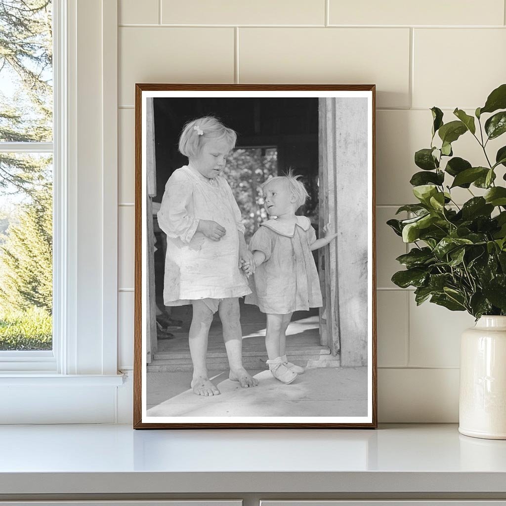 Children of a Sharecropper in Missouri 1938 - Available at KNOWOL