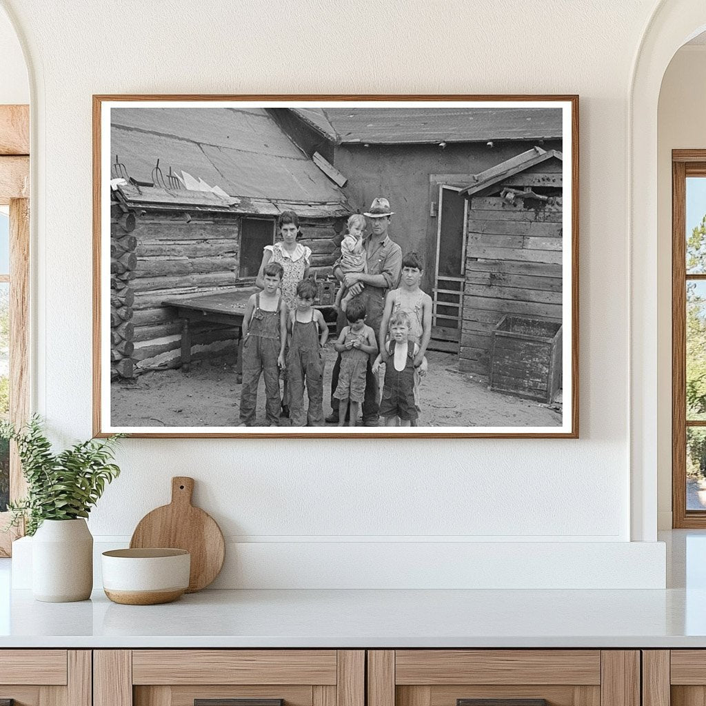 Children of Art Simplot near Black River Falls 1937 - Available at KNOWOL