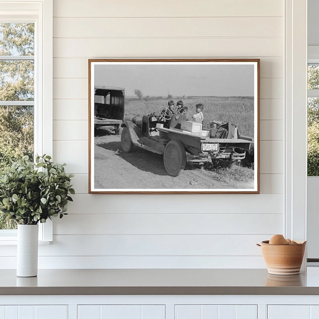 Children of Blueberry Pickers in Littlefork Minnesota 1937 - Available at KNOWOL