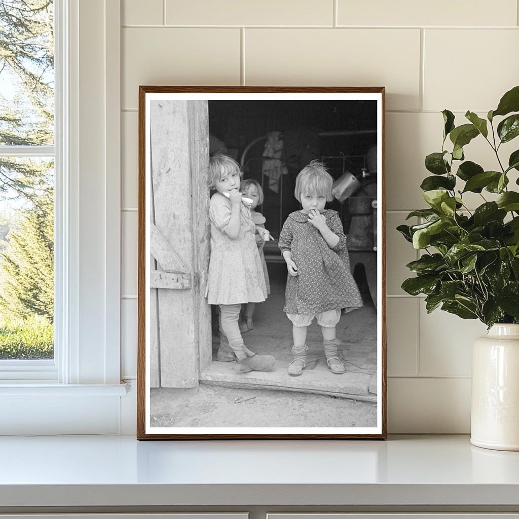 Children of Earl Pauley in Iowa December 1936 - Available at KNOWOL