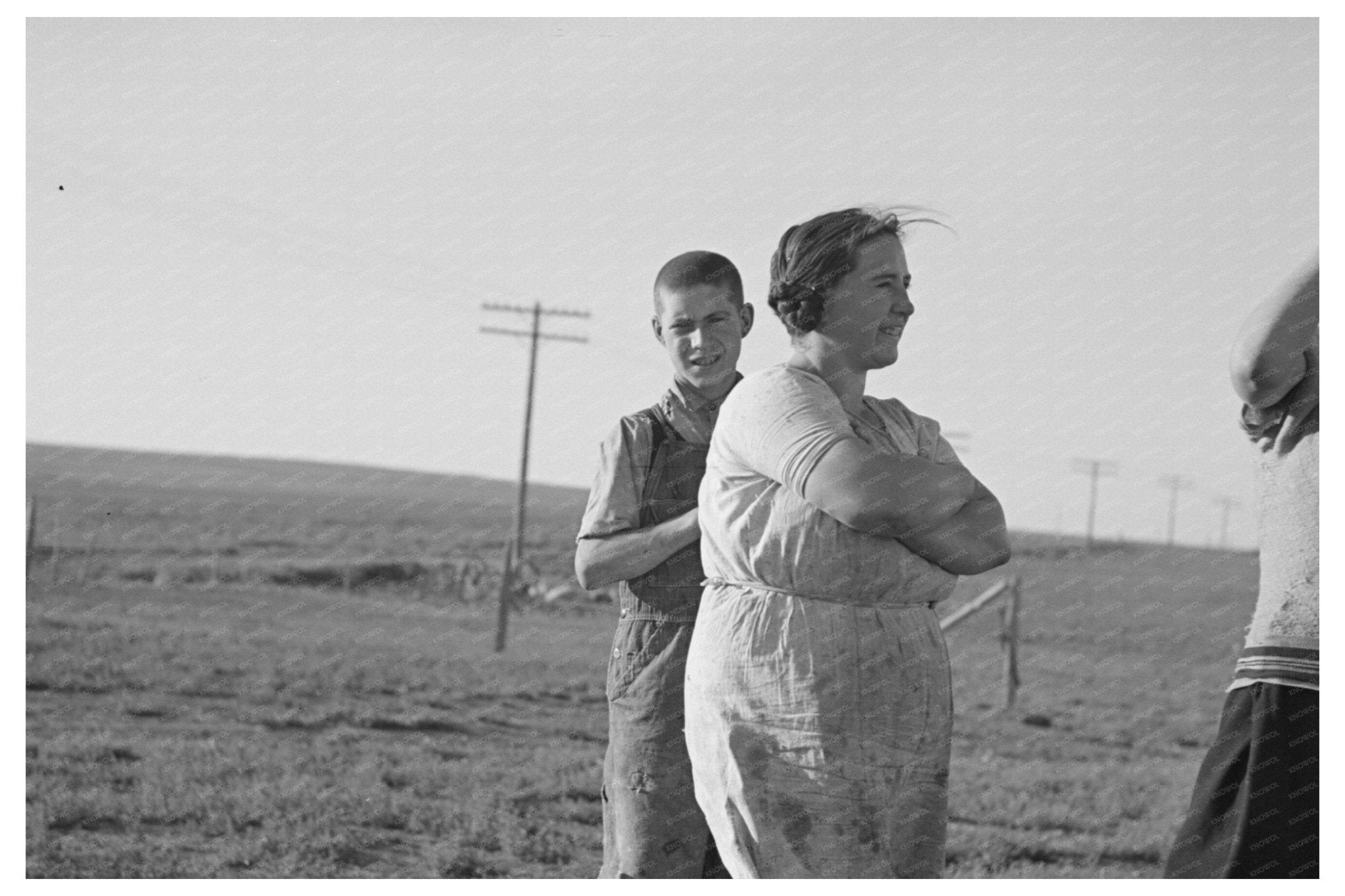 Children of Floyd Peaches Williston North Dakota 1937 - Available at KNOWOL