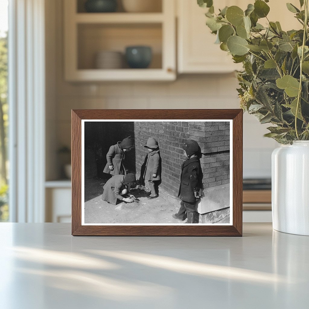 Children Playing Together in Chicago 1941 - Available at KNOWOL