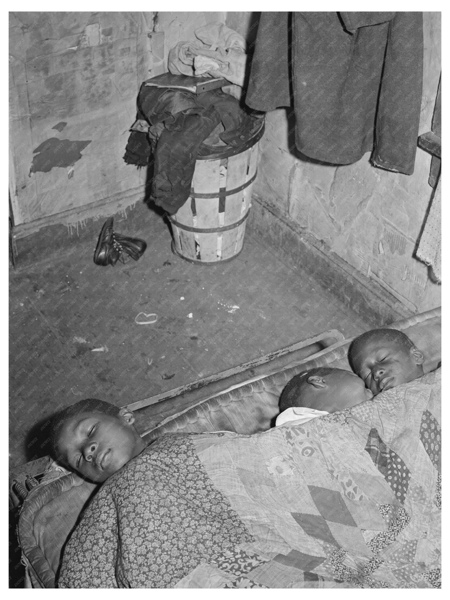Children Sleeping in Southside Chicago April 1941 - Available at KNOWOL