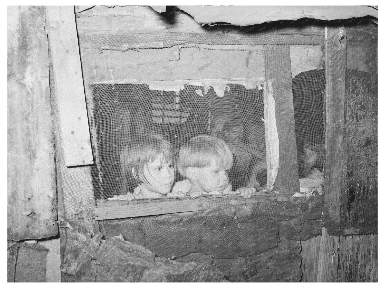 Children Watching from Shack Window Oklahoma City 1939 - Available at KNOWOL