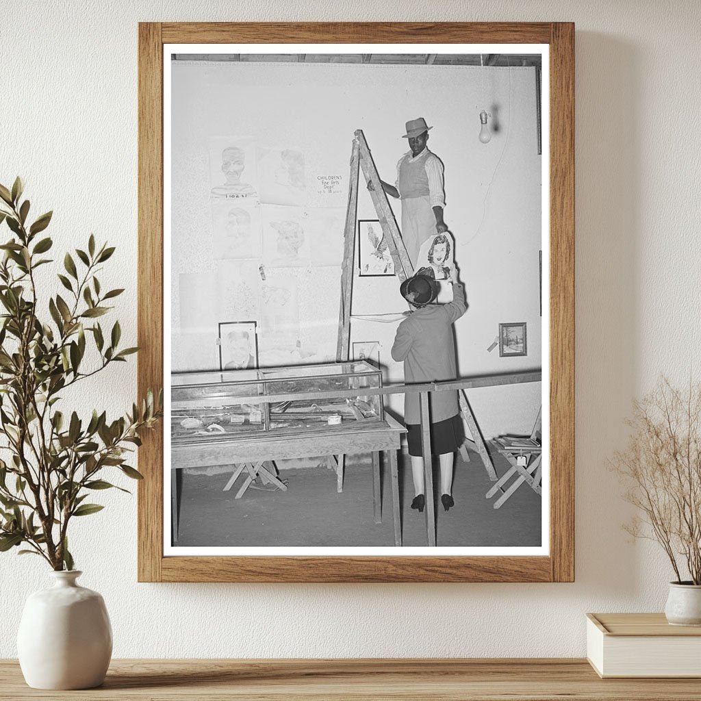 Childrens Exhibit Dismantling at Gonzales Fair 1939 - Available at KNOWOL