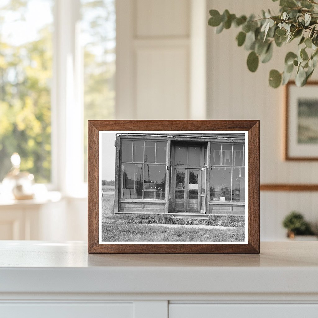 Closed Store in Northern Minnesota August 1937 - Available at KNOWOL