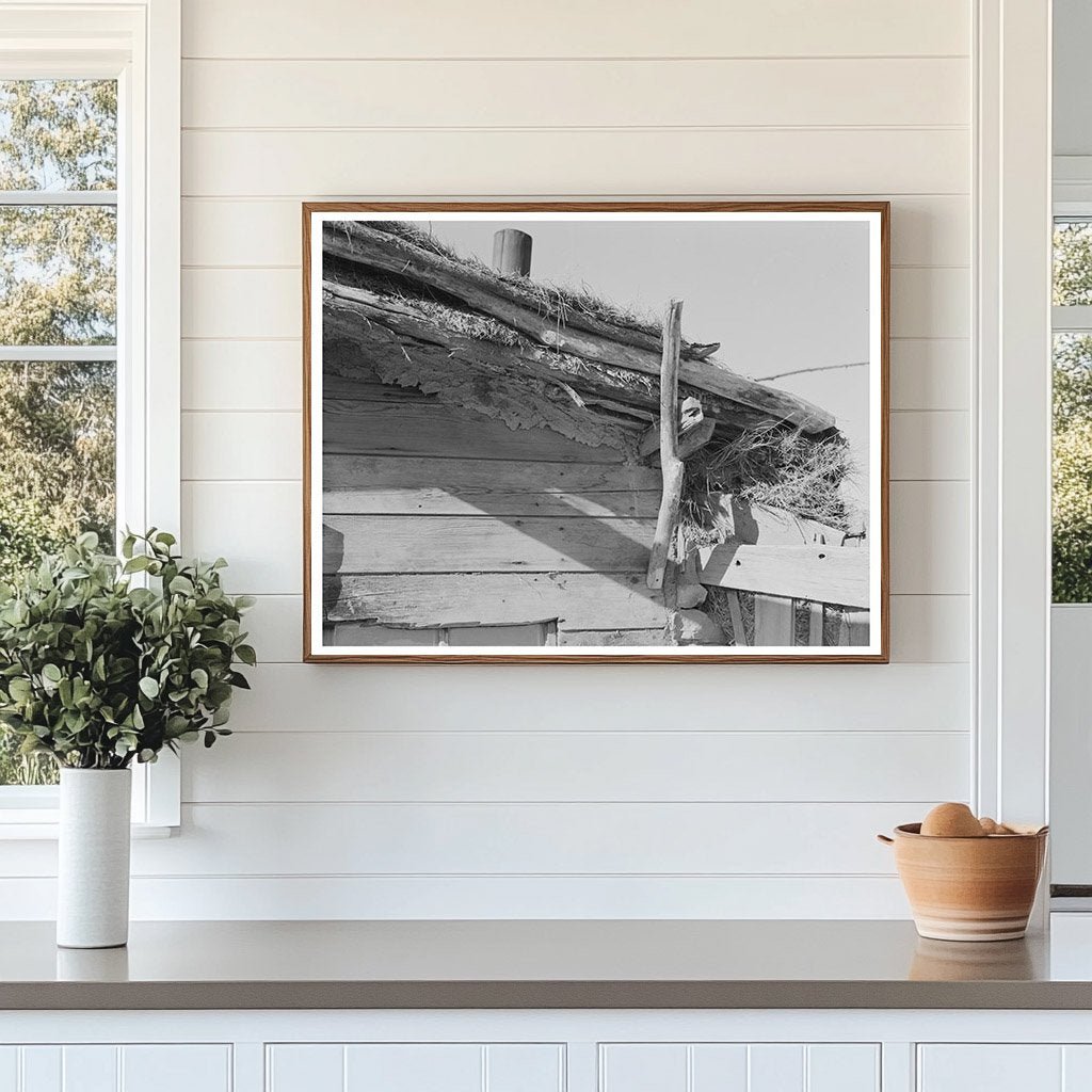 Construction of Elmer Thompsons Shack Montana 1937 - Available at KNOWOL