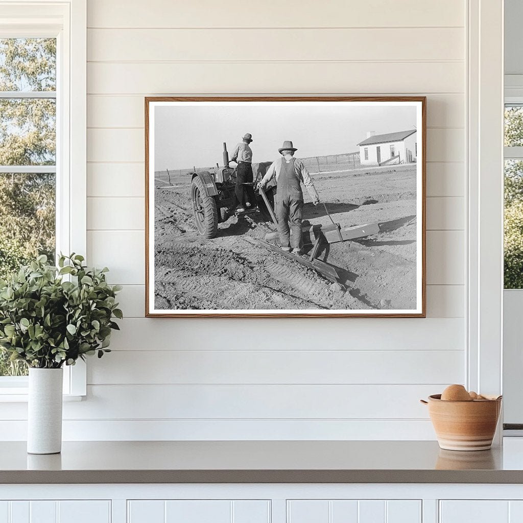 Construction of Irrigation Ditch in El Indio Texas 1939 - Available at KNOWOL