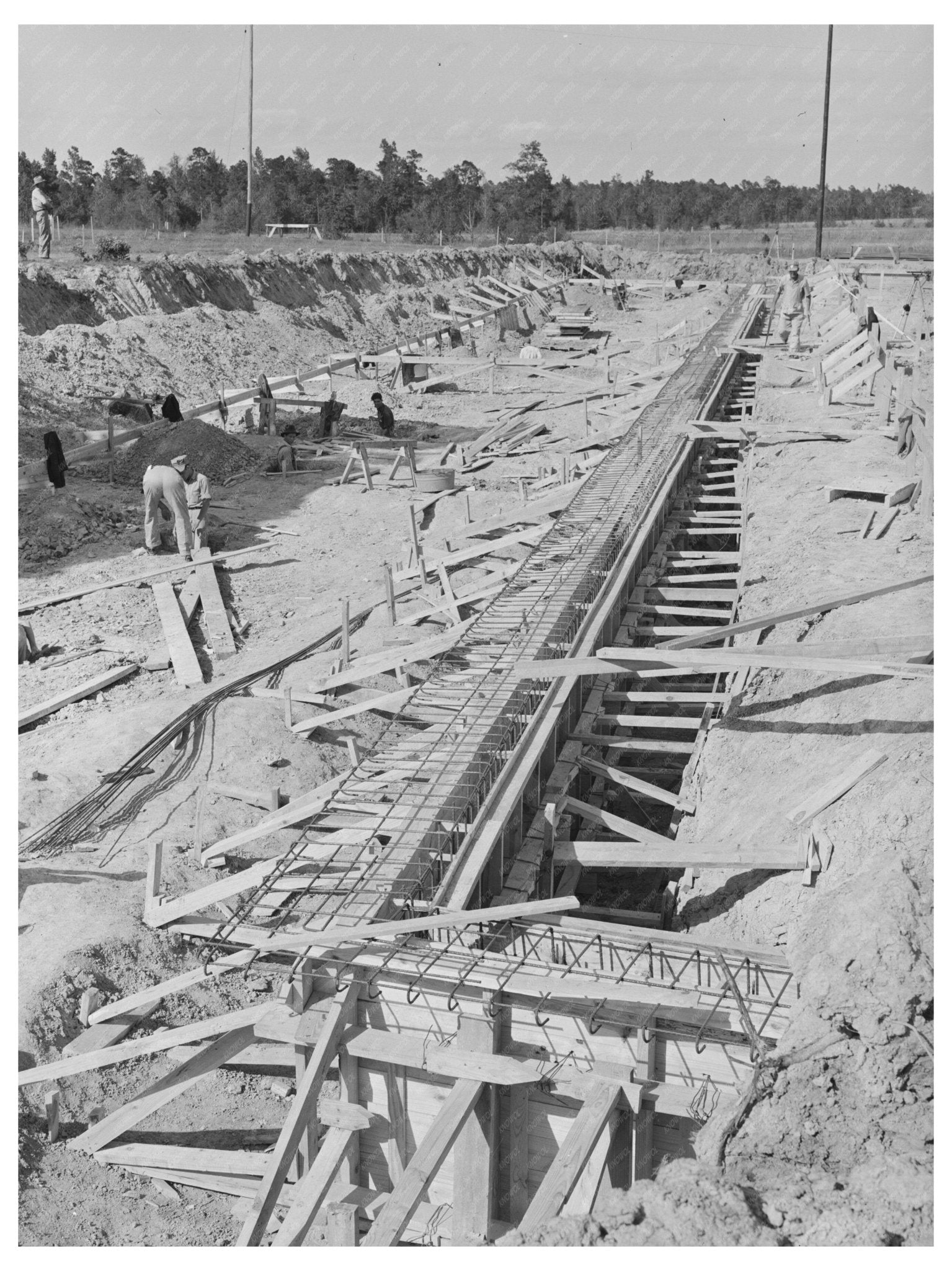 Construction of Paper Mill Foundation Lufkin Texas 1939 - Available at KNOWOL
