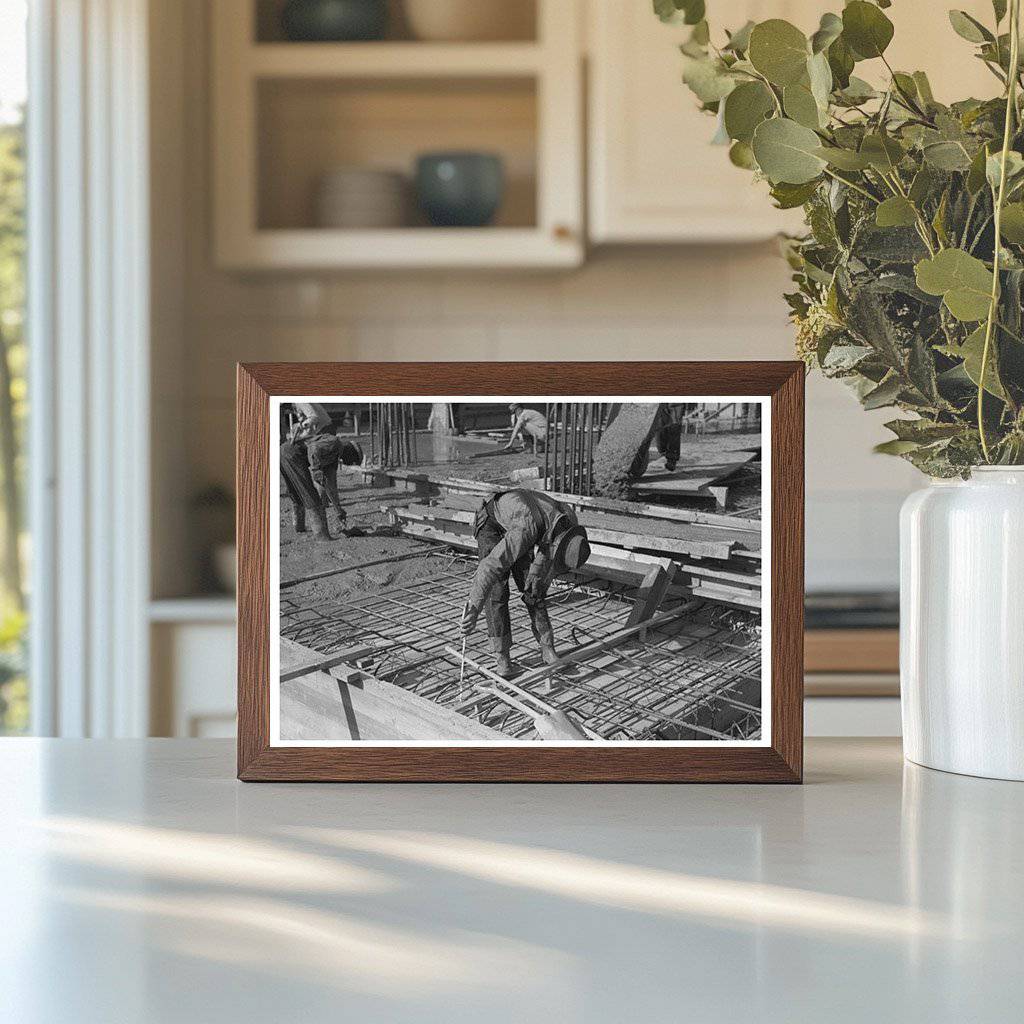 Construction Work in Corpus Christi Texas March 1940 - Available at KNOWOL