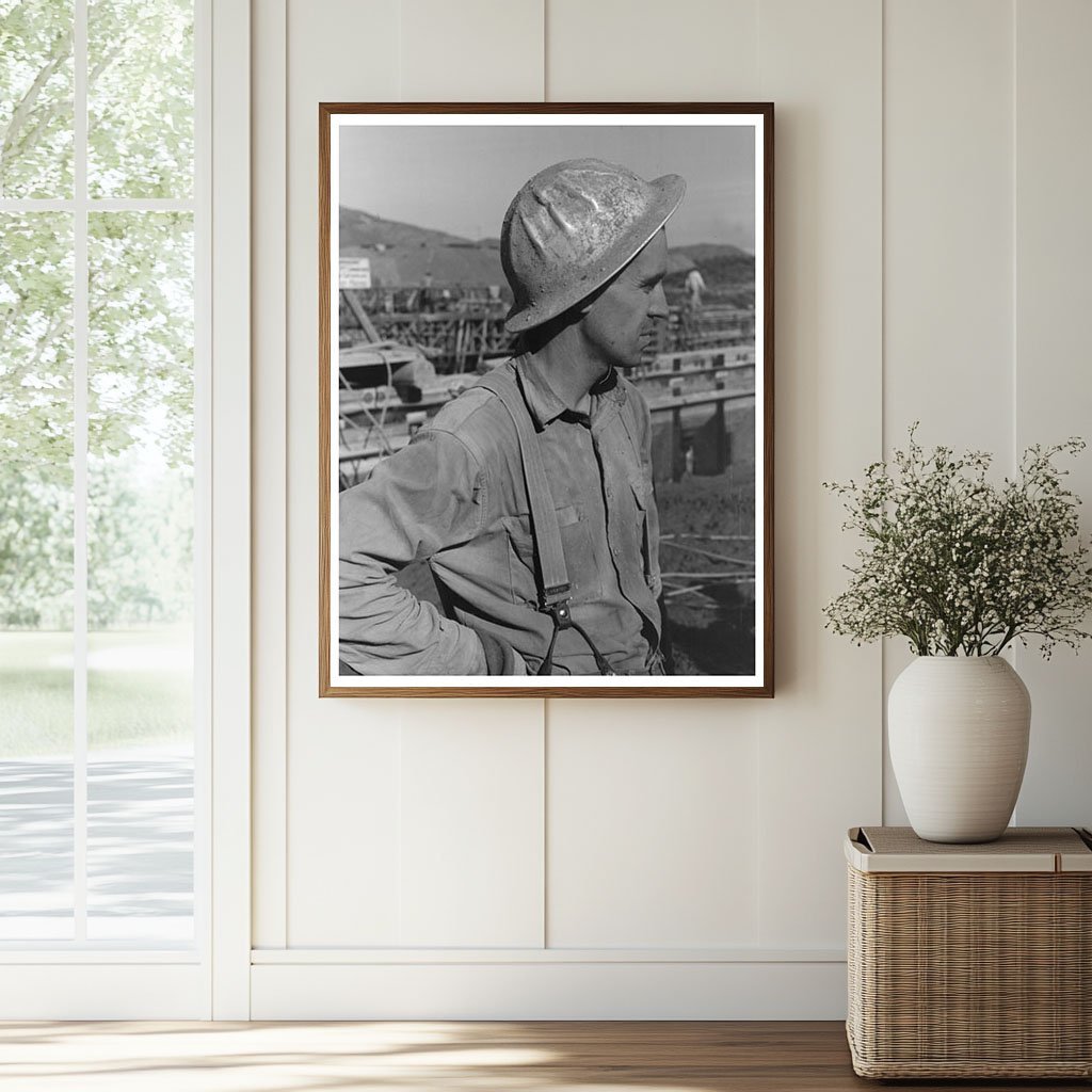 Construction Worker at Shasta Dam California 1940 - Available at KNOWOL